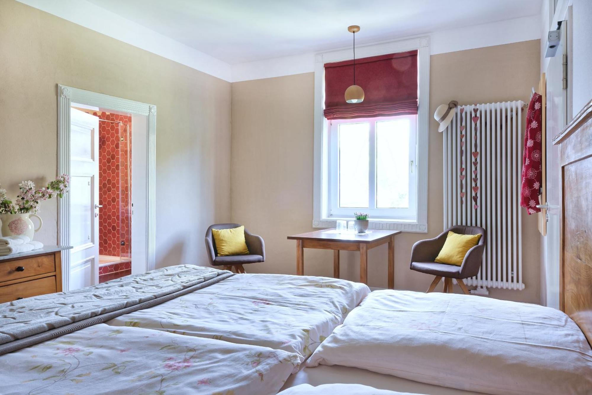 Gut Gross Zecher - Ferienzimmer Seedorf  Buitenkant foto